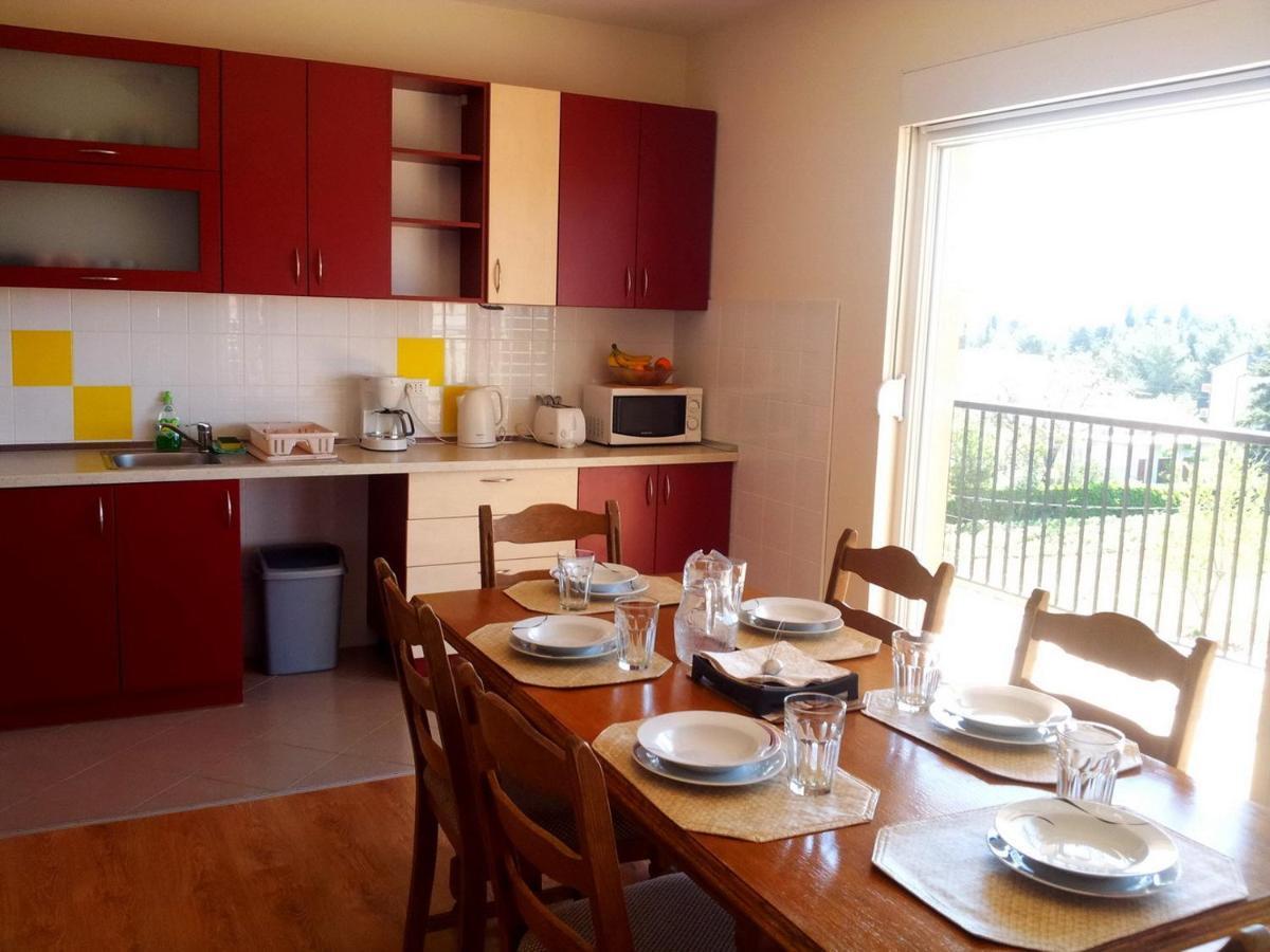 Apartment Maria - Comfortable Kaštela Extérieur photo
